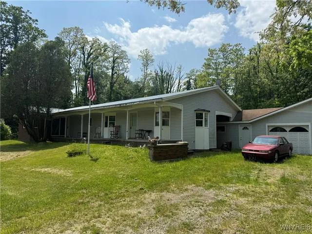 $198,900 | 9279 Lake Avenue, Portland, NY 14716