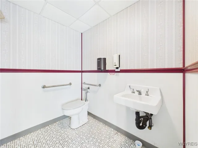 $198,900 | 9279 Lake Avenue, Portland, NY 14716