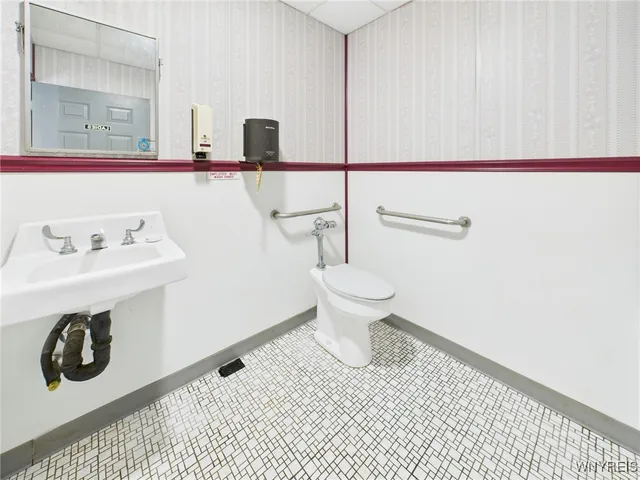 $198,900 | 9279 Lake Avenue, Portland, NY 14716