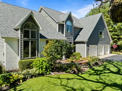 $1,249,000 | 2380 Partridge Woods Court, Lyons, WI 53105