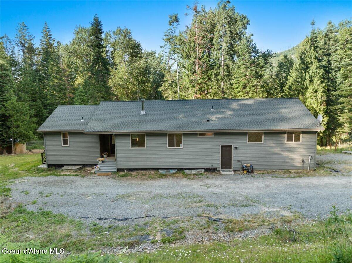 17727 South Bull Run Road Cataldo, ID 83810 - Photo 3 of 72 04-17727 S Bull Run Rd_RedHogMedia