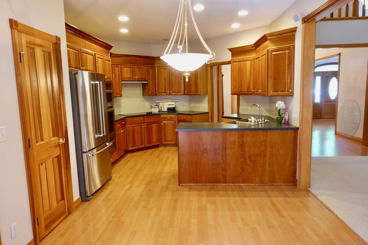 5817 North Cedar Springs Road Muncie, IN 47304 - Photo 8 of 36 Gallery Image 8