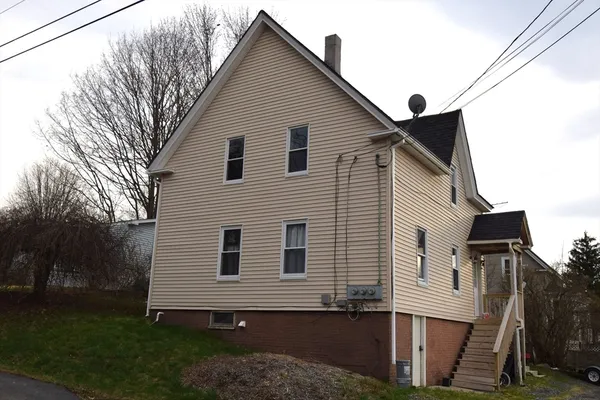 $379,900 | 38 Jannell Court, Epping, NH 03042