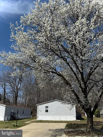 $169,000 | 402 Boones Drive, Lothian, MD 20711