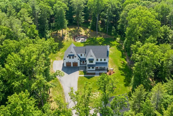 $2,450,000 | 24 Old Stage Road, Hampton Falls, NH 03844
