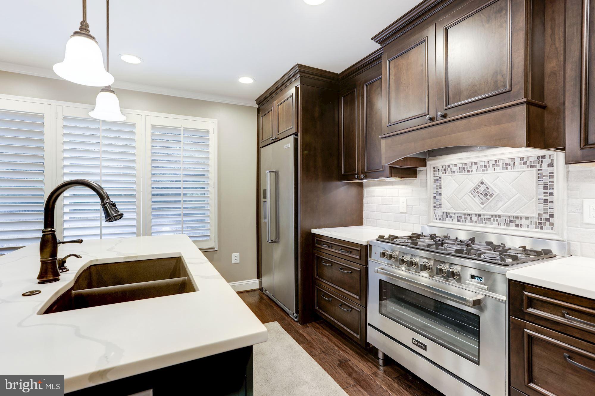 11206 Center Post Court Reston, VA 20194 - Photo 17 of 39