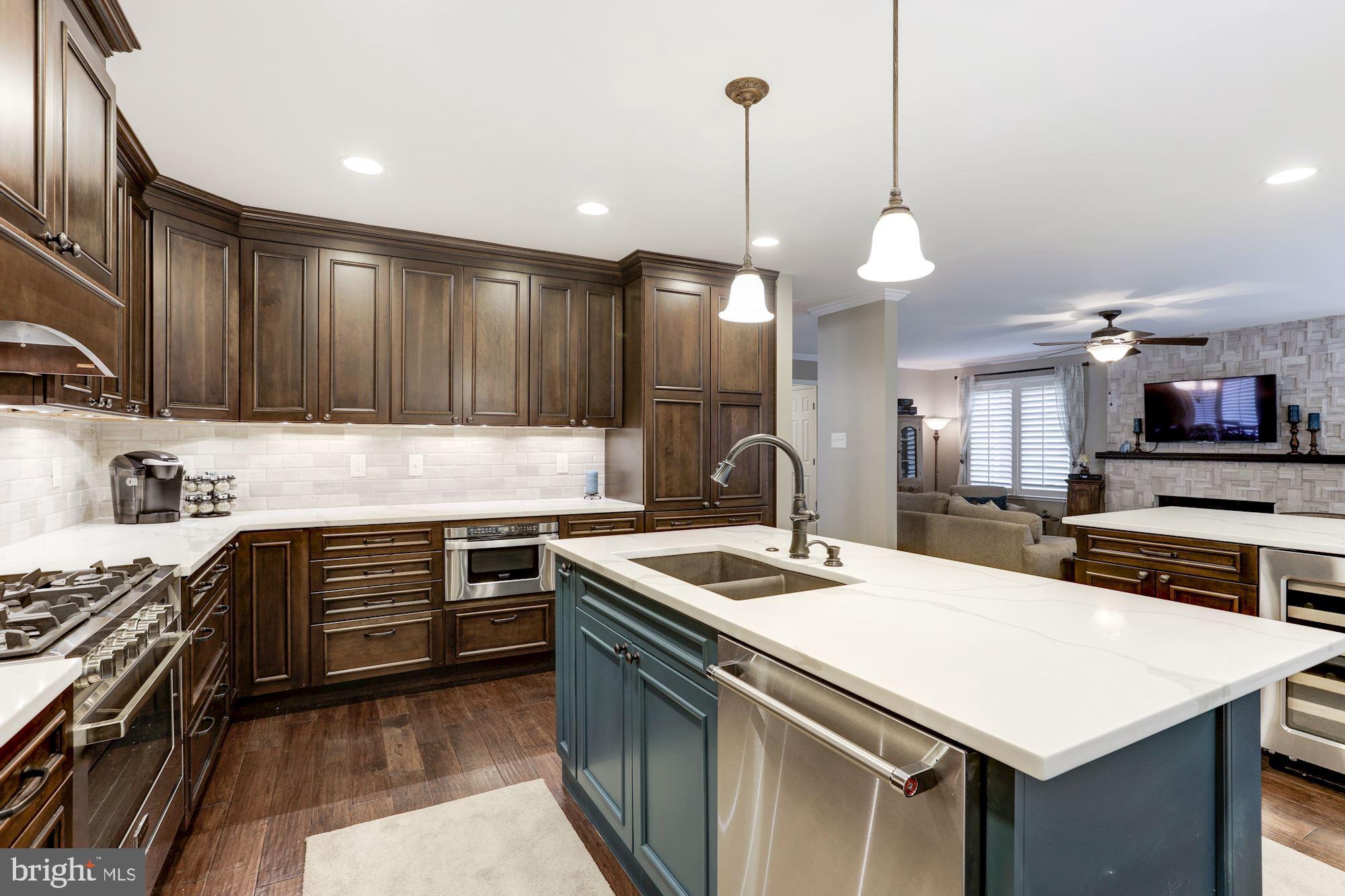 11206 Center Post Court Reston, VA 20194 - Photo 18 of 39