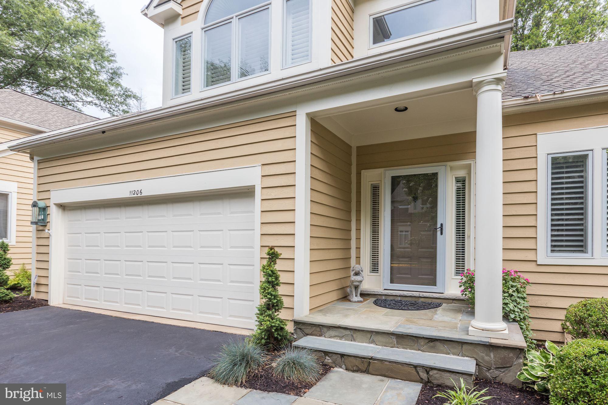 11206 Center Post Court Reston, VA 20194 - Photo 2 of 39