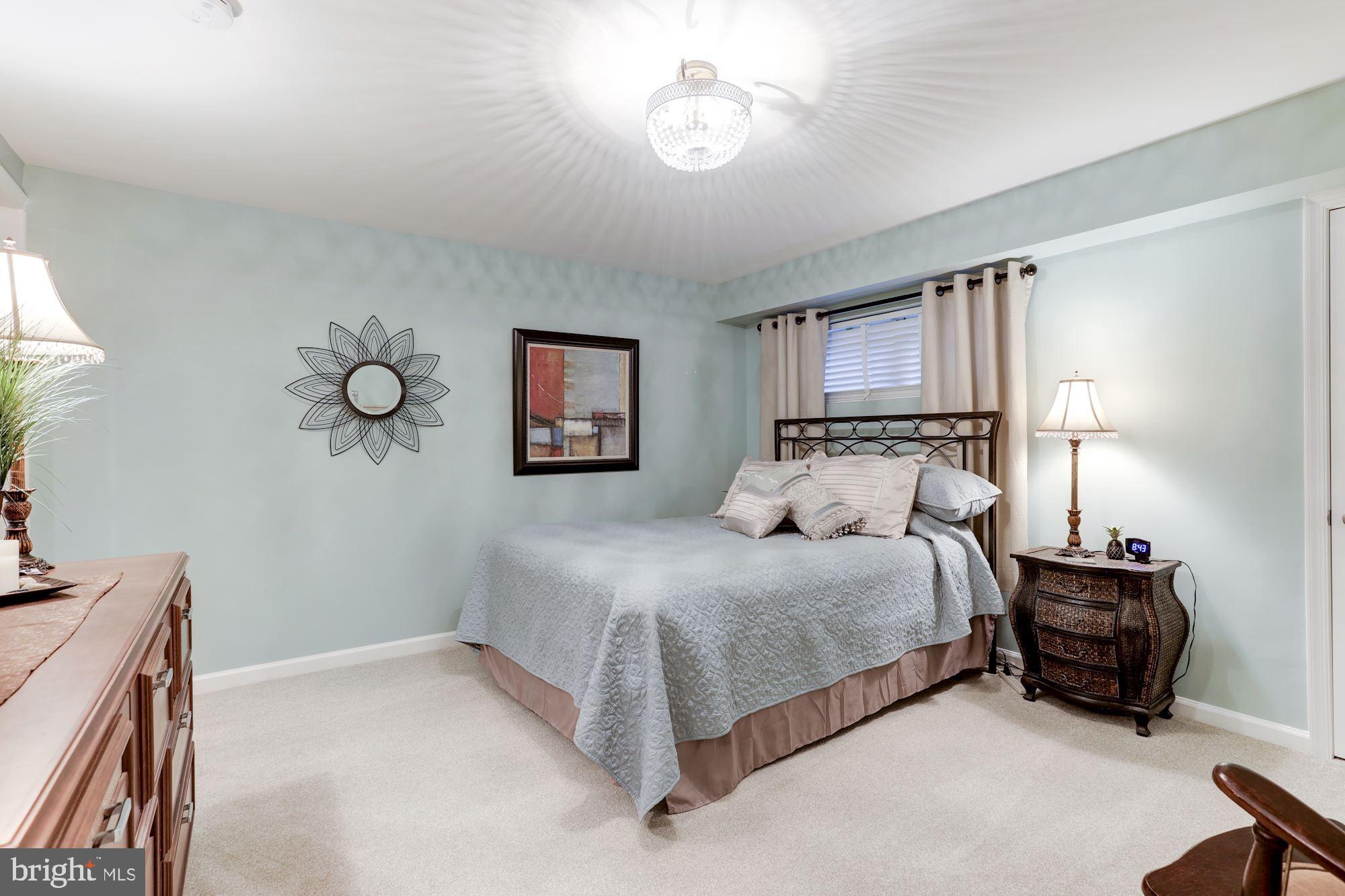 11206 Center Post Court Reston, VA 20194 - Photo 32 of 39