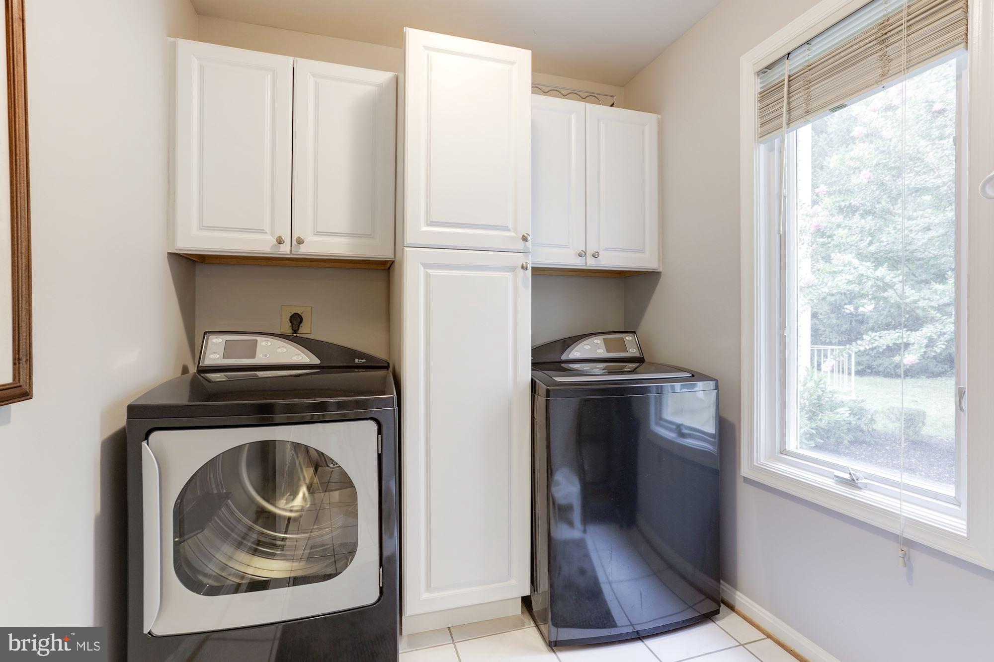 11206 Center Post Court Reston, VA 20194 - Photo 10 of 39