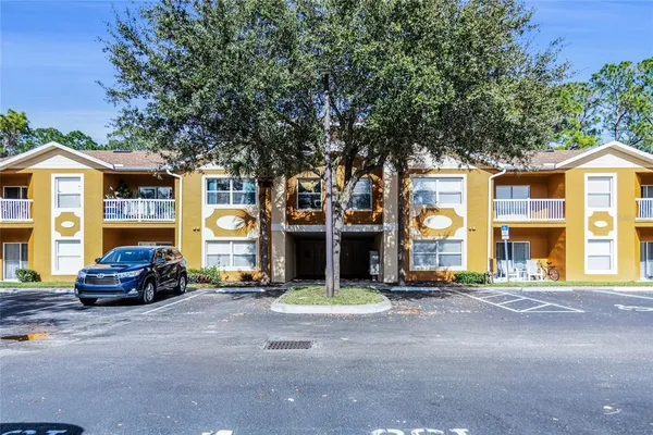 $160,000 | 4600 East Moody Boulevard, Unit 9N, Bunnell, FL 32110