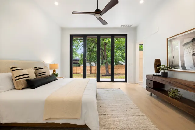 $13,000 | 2504 Bluffview Drive, Austin, TX 78704