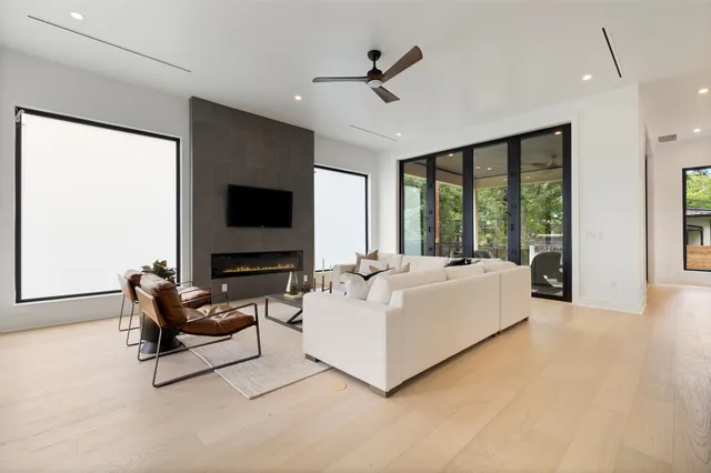 $13,000 | 2504 Bluffview Drive, Austin, TX 78704