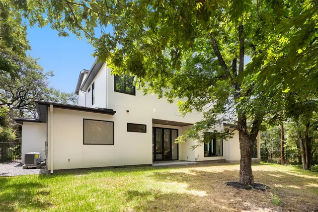 $13,000 | 2504 Bluffview Drive, Austin, TX 78704