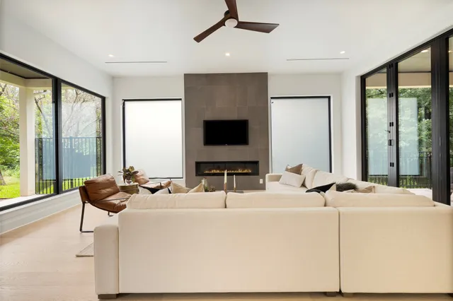 $13,000 | 2504 Bluffview Drive, Austin, TX 78704