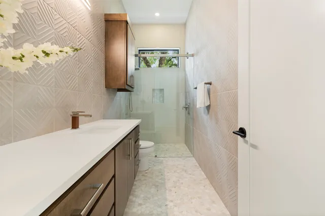 $13,000 | 2504 Bluffview Drive, Austin, TX 78704