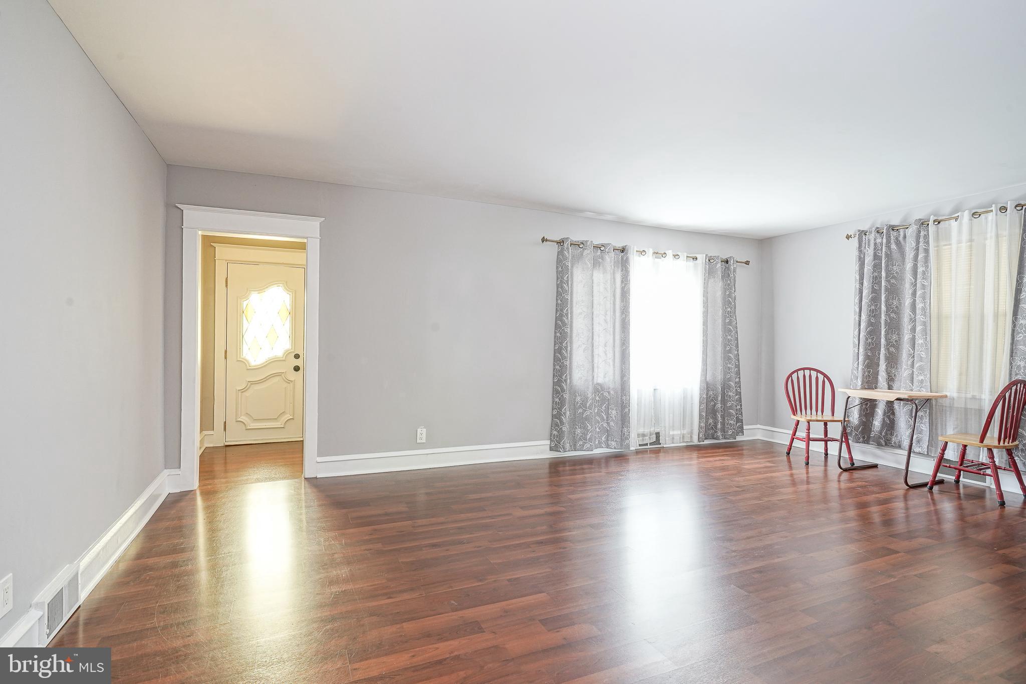 53 Sicklerville Road Williamstown, NJ 08094 - Photo 6 of 46