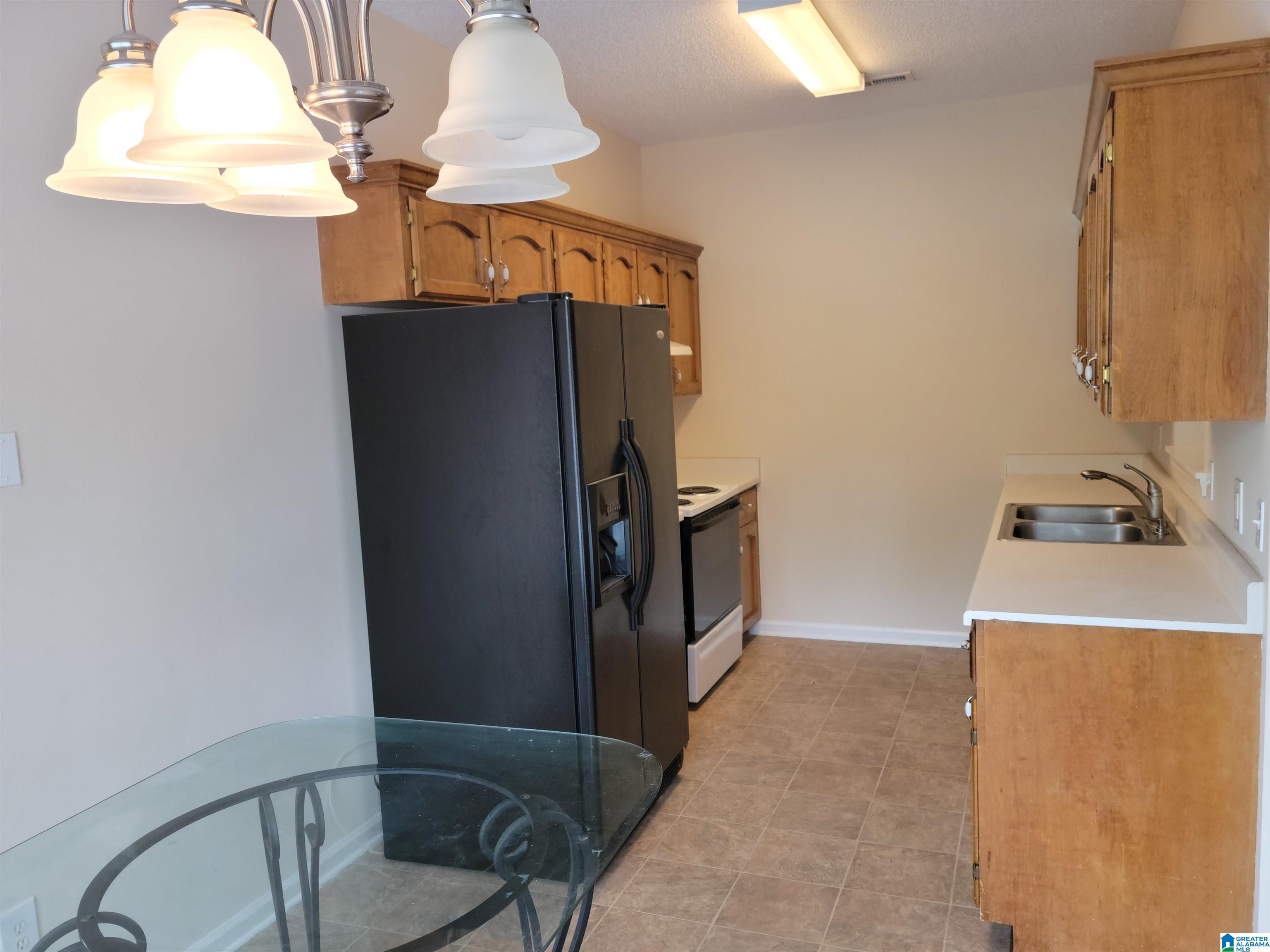 4232 Austin Way Birmingham, AL 35235 - Photo 5 of 12