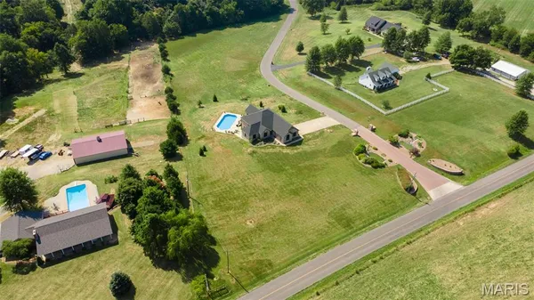 $764,000 | 145 Saddlebrooke Ridge, Jackson, MO 63755