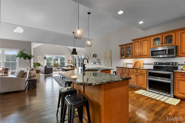 $764,000 | 145 Saddlebrooke Ridge, Jackson, MO 63755