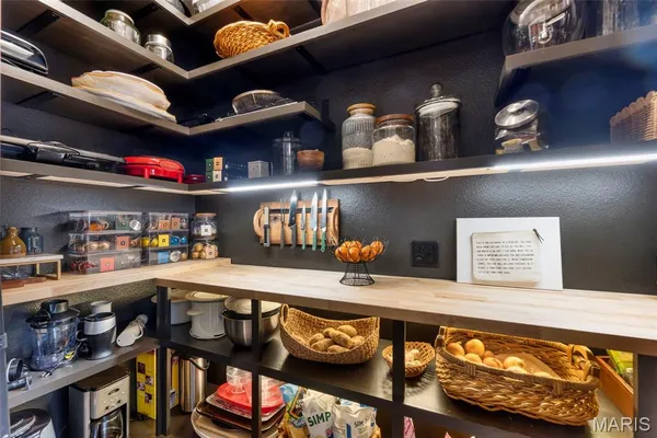 $764,000 | 145 Saddlebrooke Ridge, Jackson, MO 63755