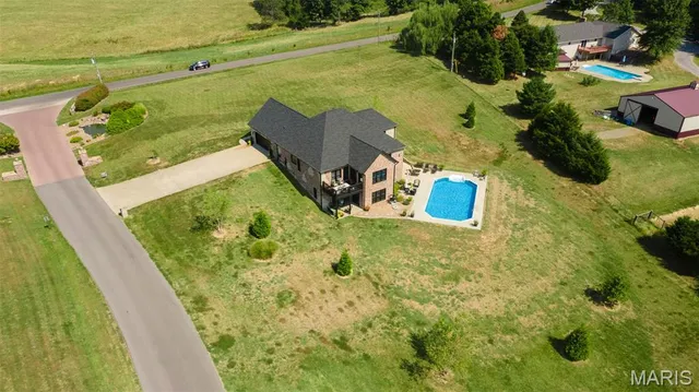 $789,000 | 145 Saddlebrooke Ridge, Jackson, MO 63755