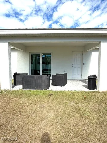 $2,200 | 332 Northwest 19th Street, Cape Coral, FL 33993