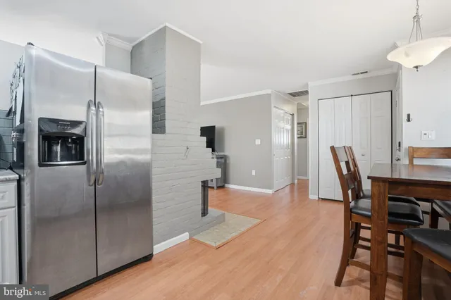 $349,999 | 59 Graystone Lane, Levittown, PA 19055