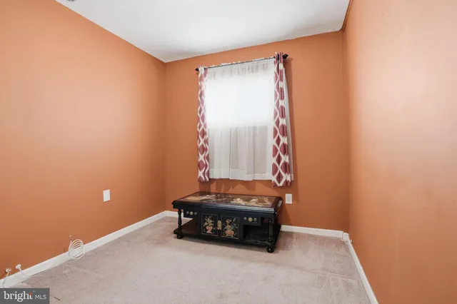 $349,999 | 59 Graystone Lane, Levittown, PA 19055