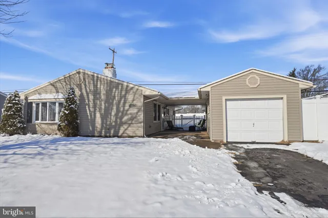 $349,999 | 59 Graystone Lane, Levittown, PA 19055