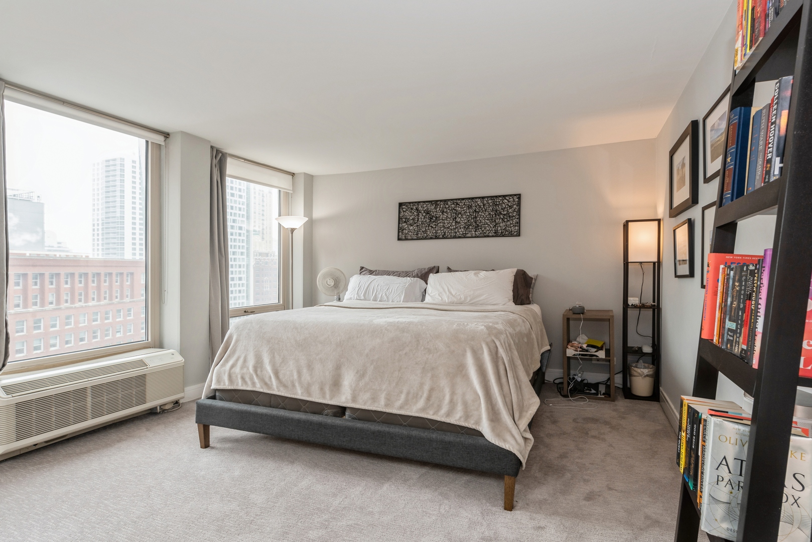 111 East Chestnut Street, Unit 17K Chicago, IL 60611 - Photo 15 of 32