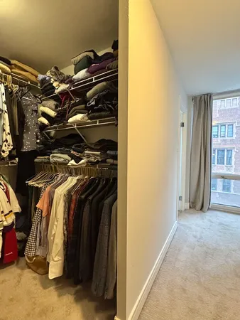 $688,000 | 111 East Chestnut Street, Unit 17K, Chicago, IL 60611