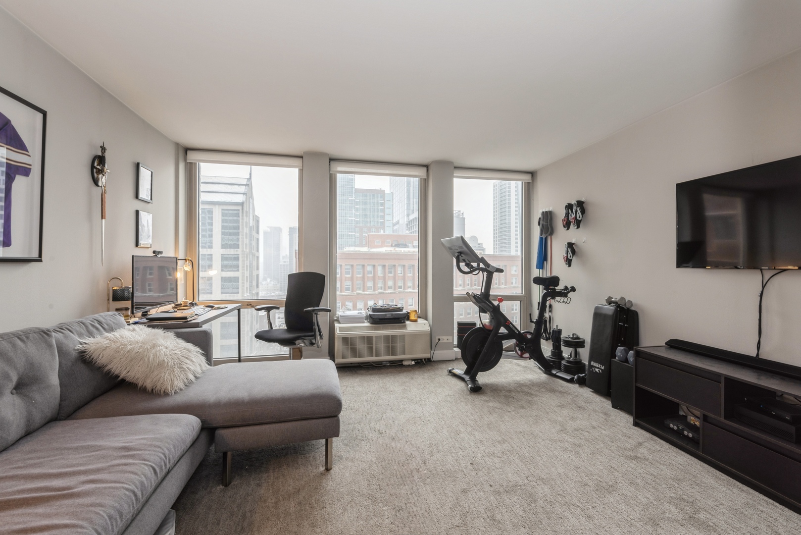 111 East Chestnut Street, Unit 17K Chicago, IL 60611 - Photo 19 of 32