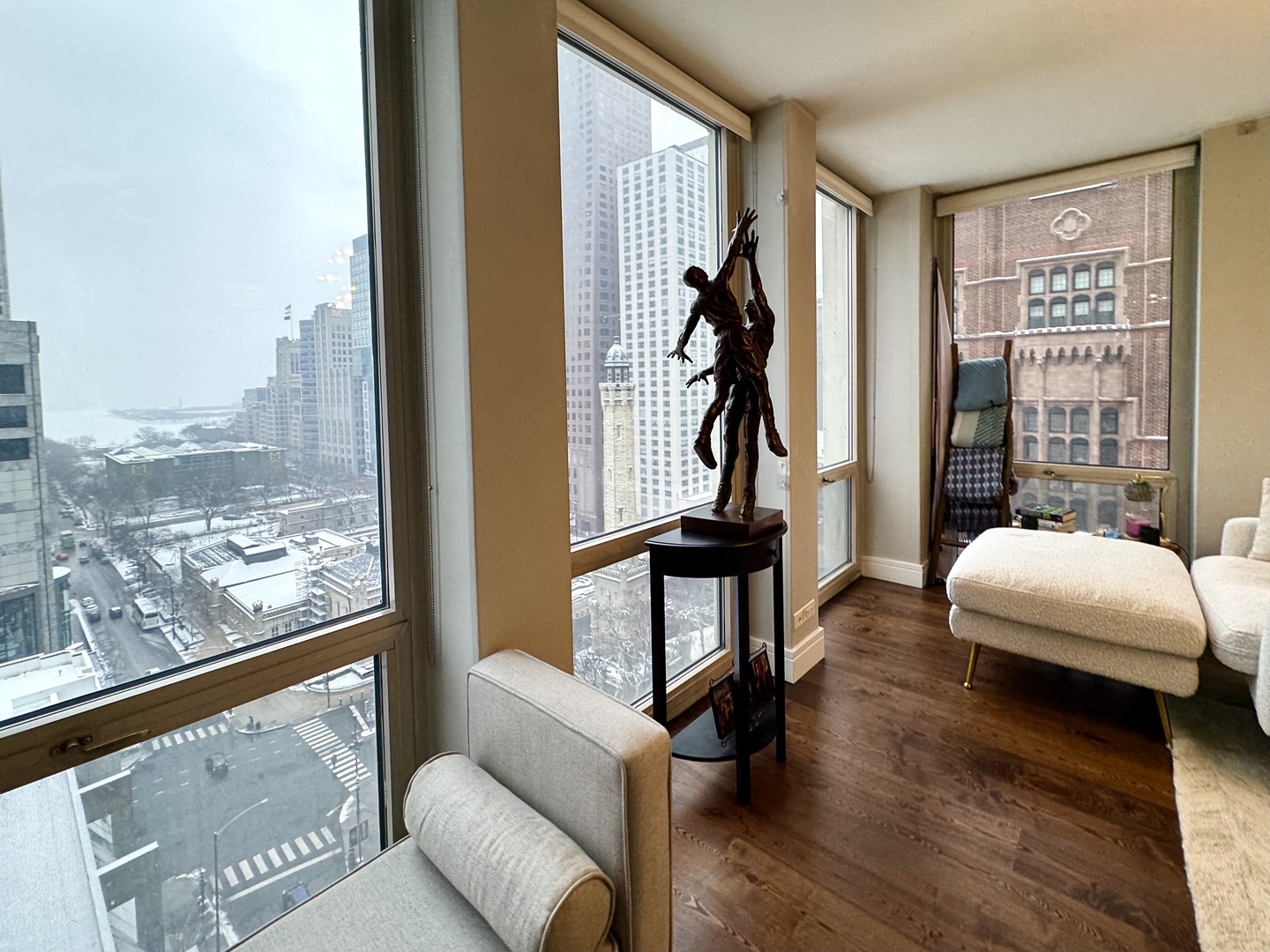 111 East Chestnut Street, Unit 17K Chicago, IL 60611 - Photo 27 of 32