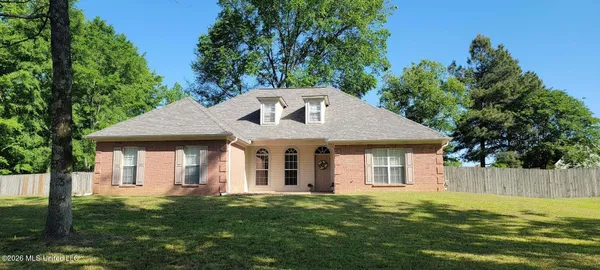 $379,900 | 3306 Pankins Park Place, Nesbit, MS 38651