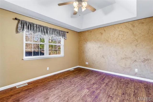 $539,900 | 1121 Madison 92103, Fredericktown, MO 63645