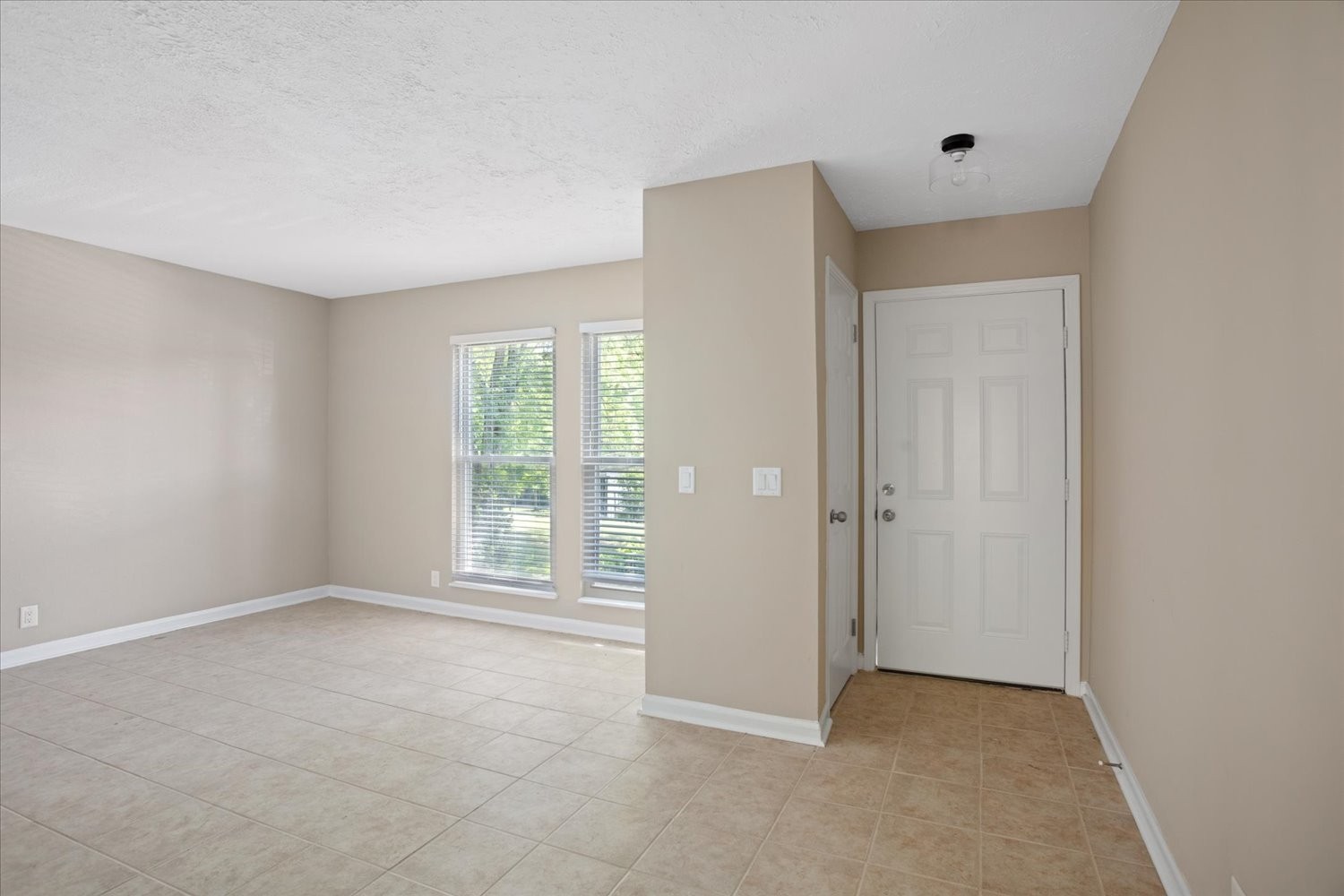 500 Paragon Mills Road, Unit F3 Nashville, TN 37211 - Photo 3 of 16 Gallery Image 3