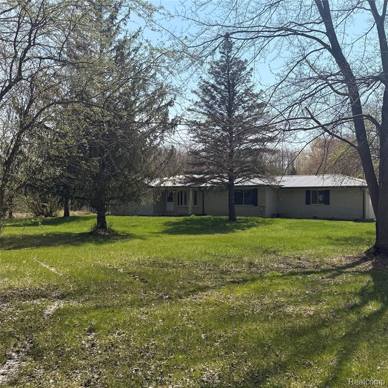 11779 Dunn Road Memphis, MI 48041 - Photo 2 of 37