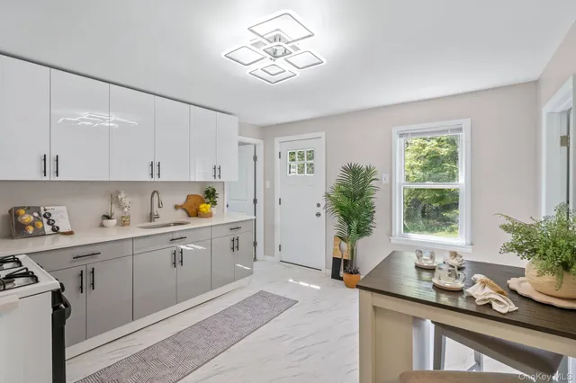 $344,000 | 31 State Street, Otisville, NY 10963