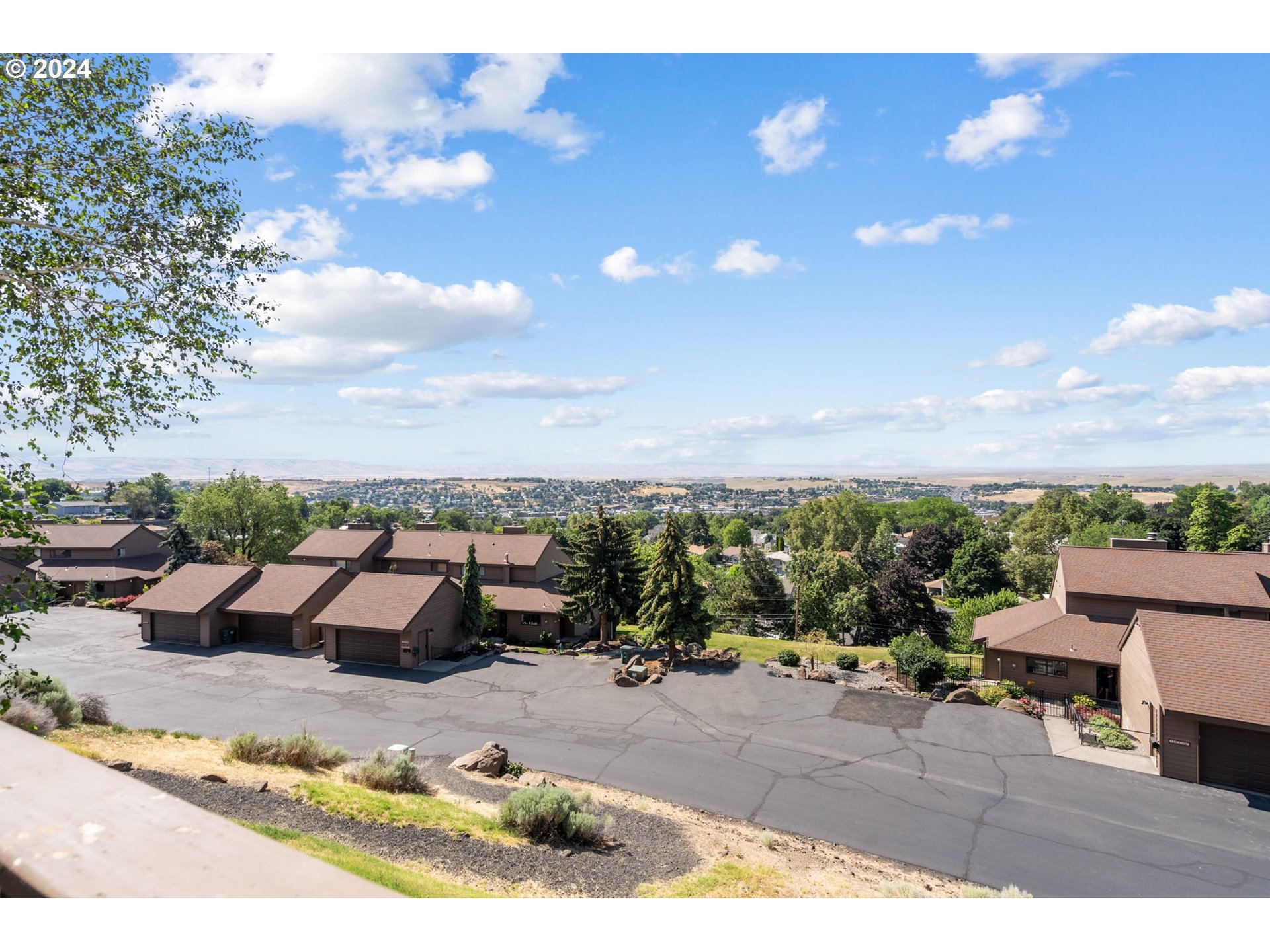 1038 Northwest 12th Street, Unit C Pendleton, OR 97801 - Photo 26 of 30
