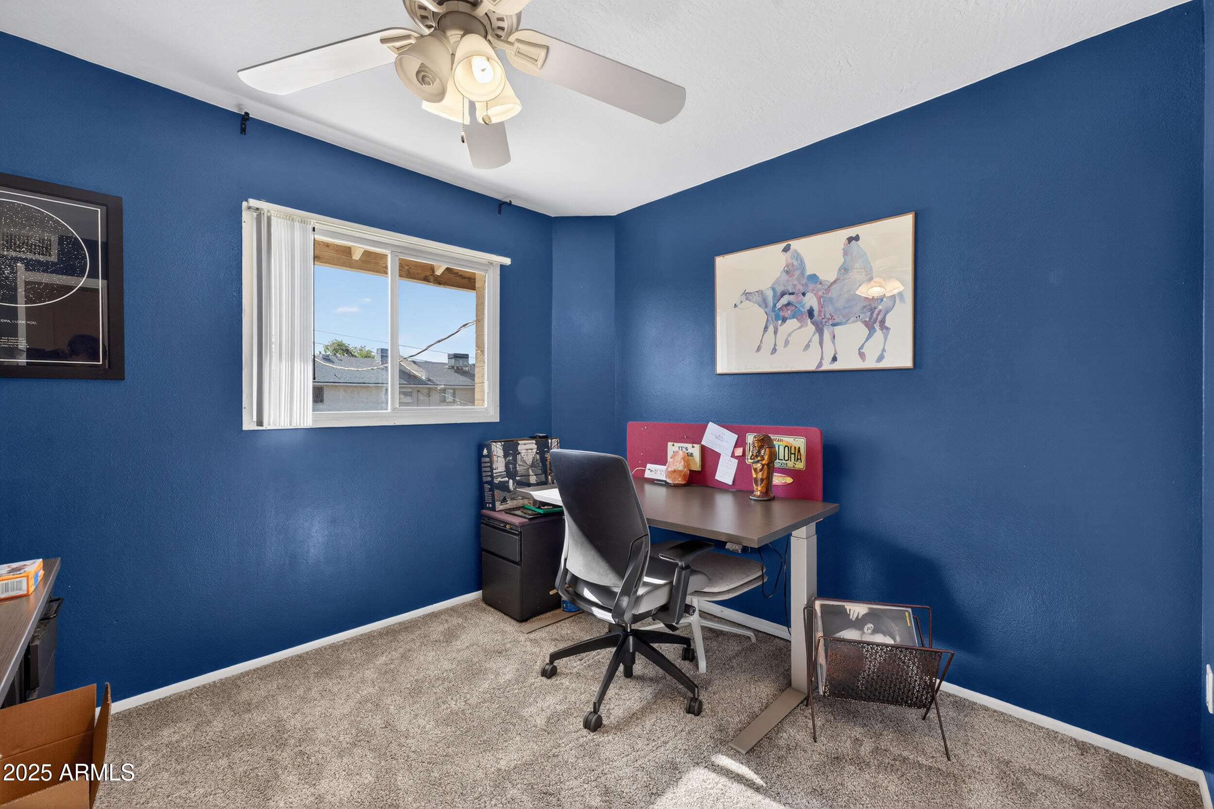 3929 South Mill Avenue Tempe, AZ 85282 - Photo 15 of 26 a workspace with furniture and window