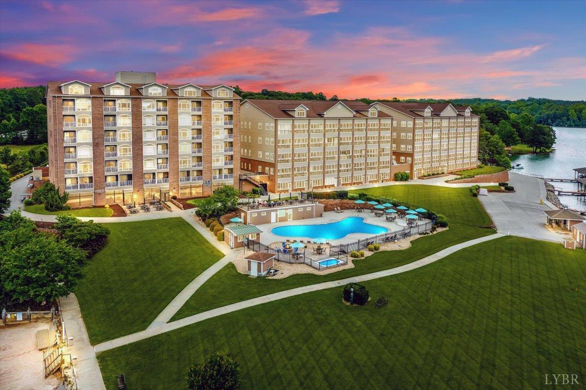 1273 Graves Harbor Trail, Unit 324 Huddleston, VA 24104 - Photo 4 of 25 a view of a swimming pool with outdoor seating