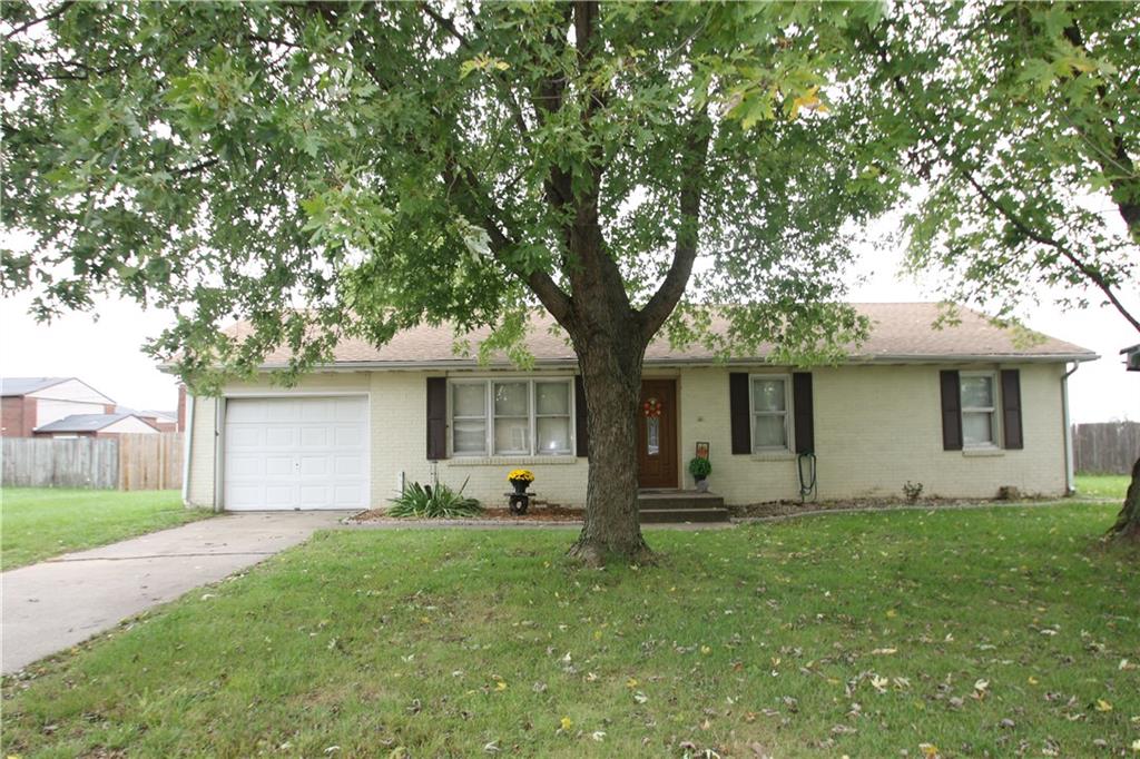 729 Sprenger Road Seymour, IN 47274 - Photo 2 of 41 Gallery Image 2