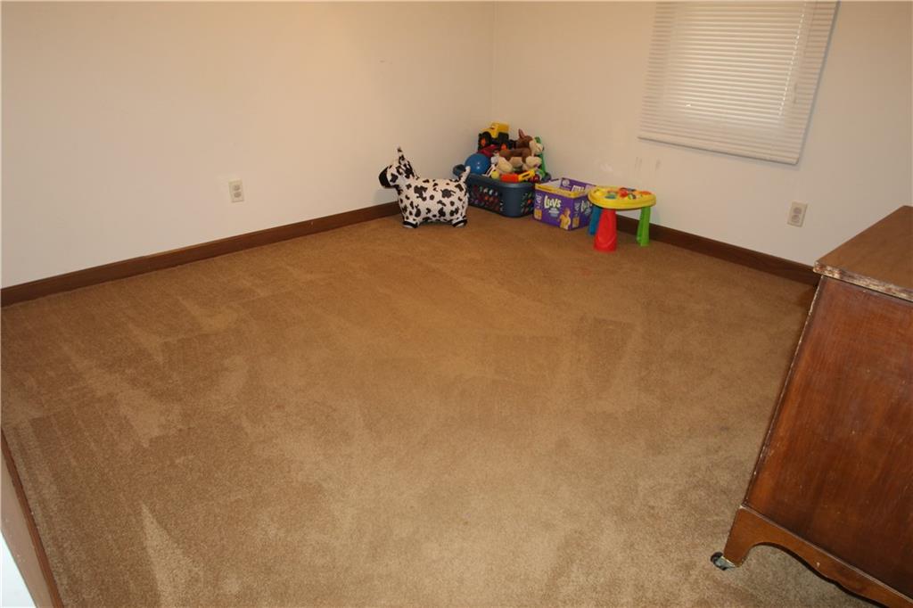 729 Sprenger Road Seymour, IN 47274 - Photo 21 of 41 Gallery Image 21