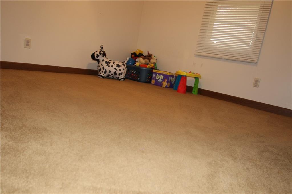 729 Sprenger Road Seymour, IN 47274 - Photo 22 of 41 Gallery Image 22