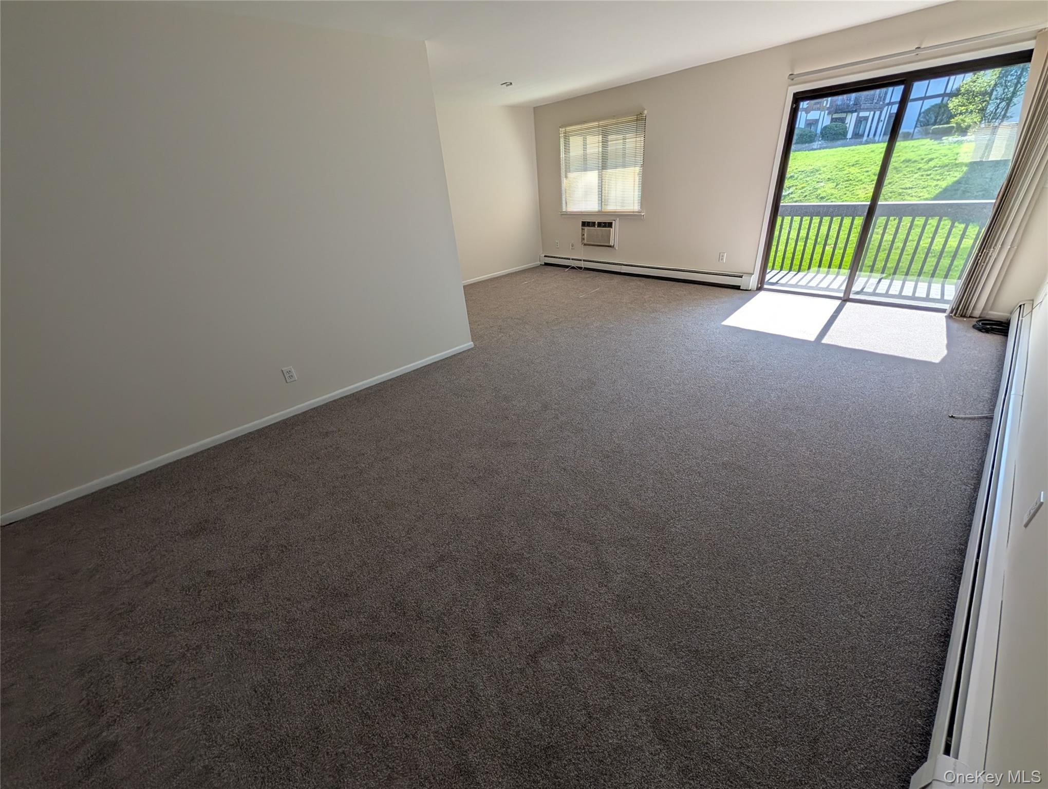 9 Loudon Drive, Unit 6 Fishkill, NY 12524 - Photo 4 of 19