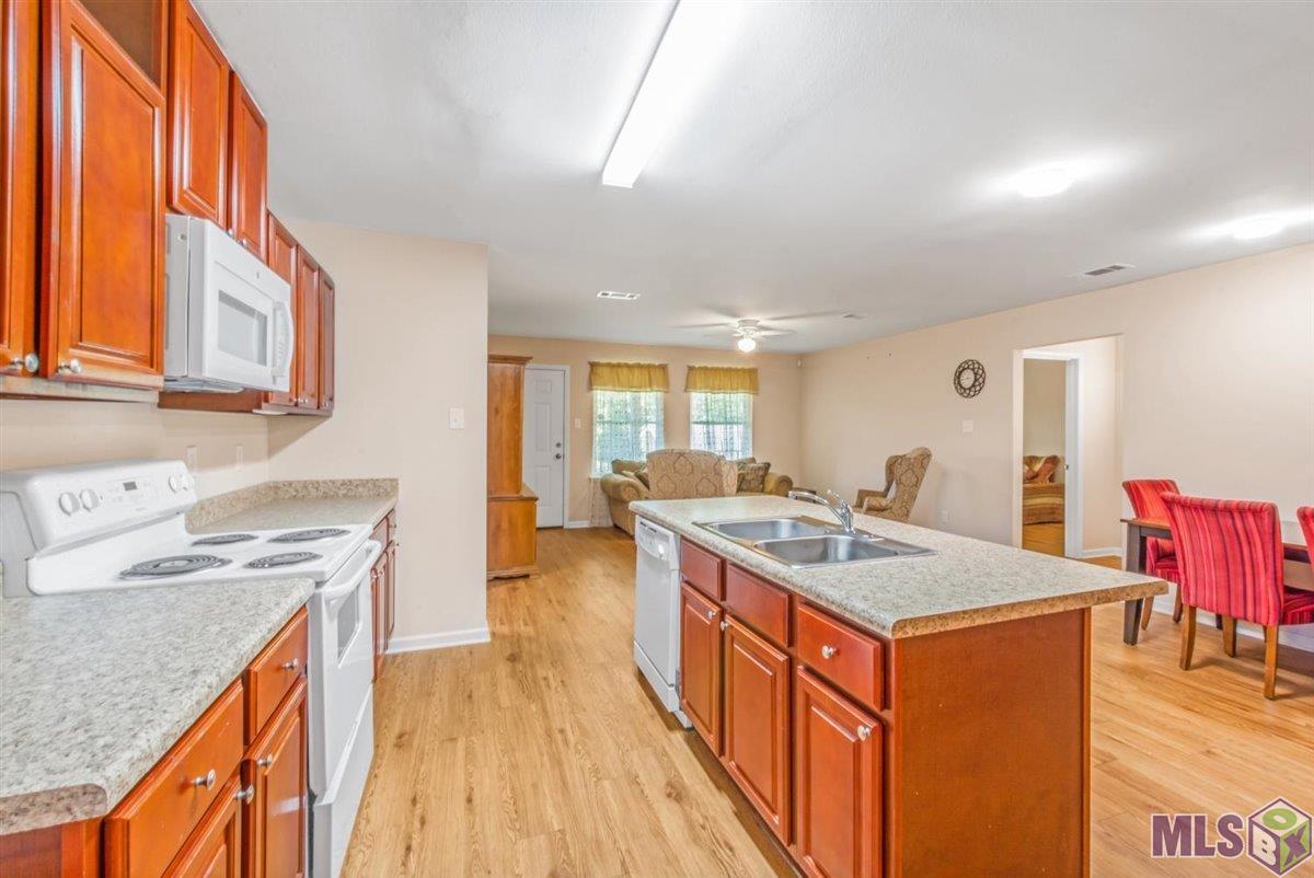 1945 North Stevendale Road Baton Rouge, LA 70819 - Photo 12 of 32 Gallery Image 12