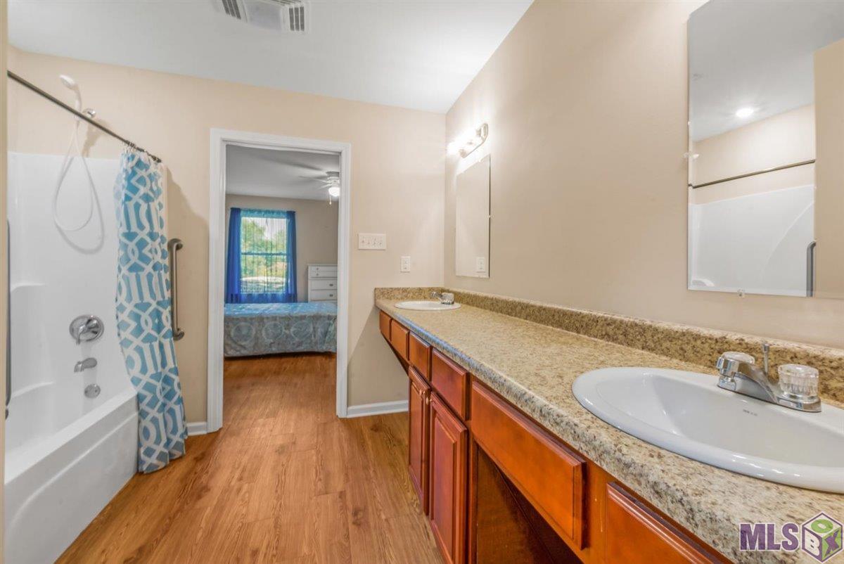 1945 North Stevendale Road Baton Rouge, LA 70819 - Photo 20 of 32 Gallery Image 20