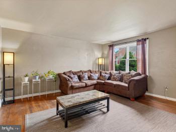 1809 Hillenwood Road Baltimore, MD 21239 - Photo 9 of 11 Gallery Image 9