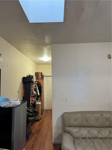 a view of a livingroom with a bench